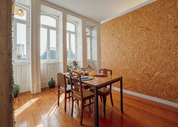 Downtown Bolhao By Hosty *